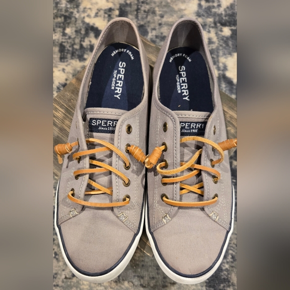 Lnwot Sperry topsider boat shoes sz9 women's. Perfect w sweater and jeans. - Picture 4 of 8